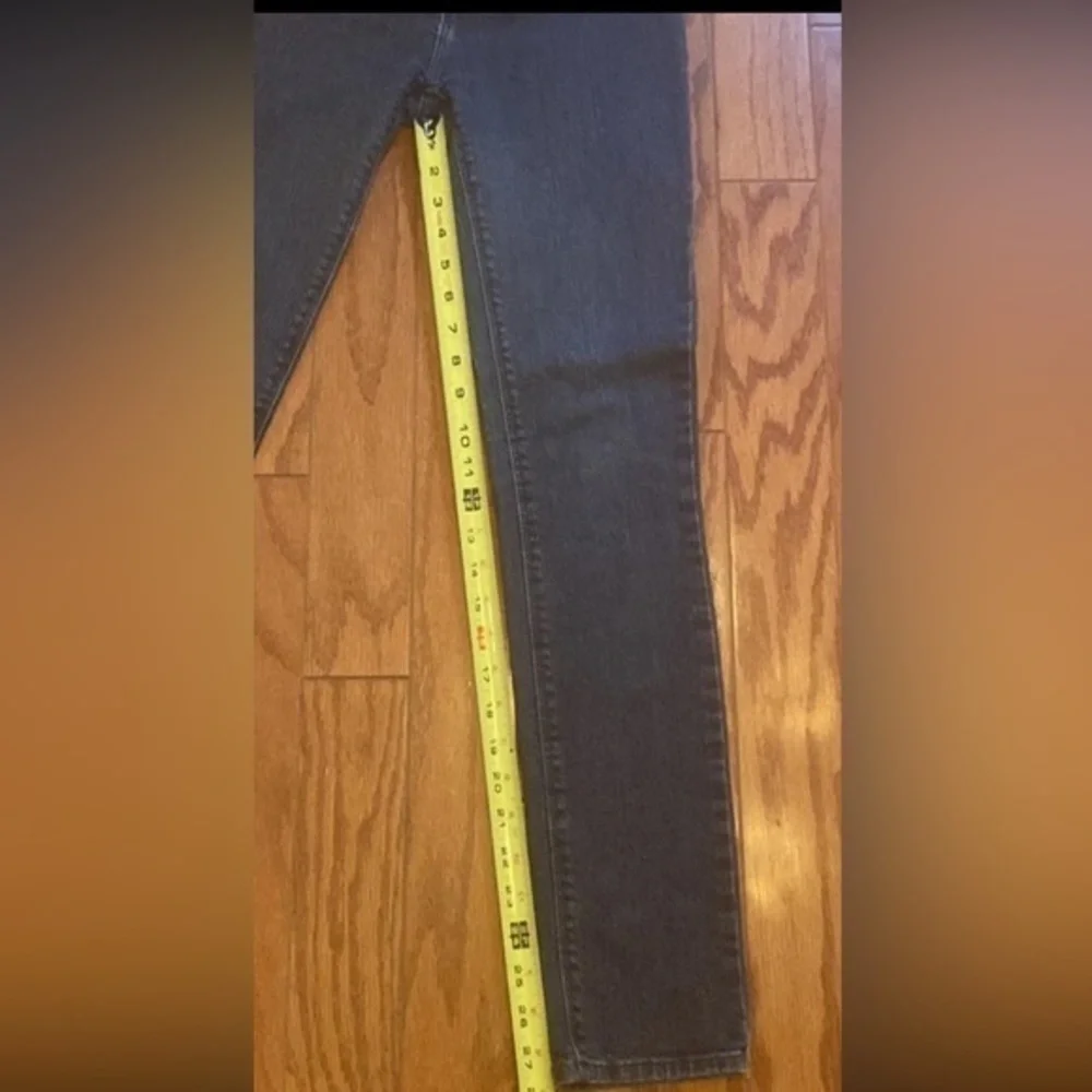 Women’s BDG Ankle Skinny Jeans - Picture 4 of 8
